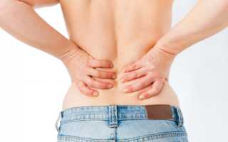 Почему болит под ребрами на спине