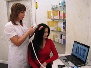 Нет волос на голове болит