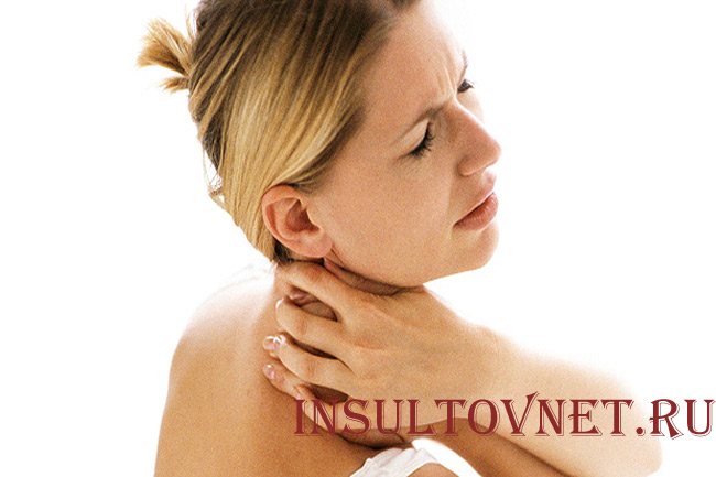 Болит голова при движениях