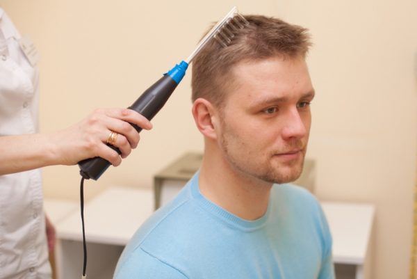 Болит затылок головы и выпадают волосы