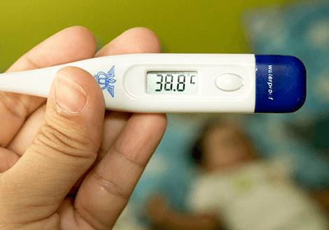 Когда детей болит голова и температура