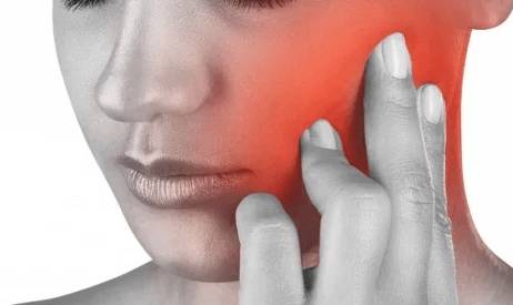 Болит правая часть головы и челюсти